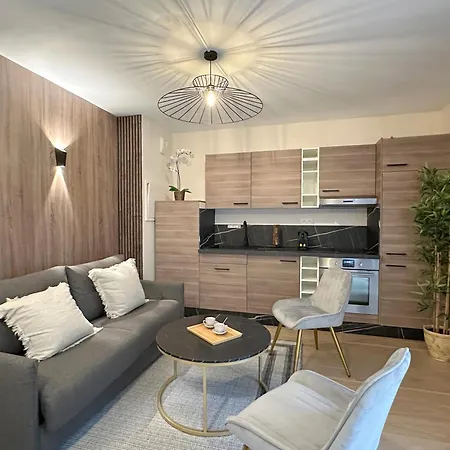 - Buttes Chaumont's Park -entire Flats Appartamento *