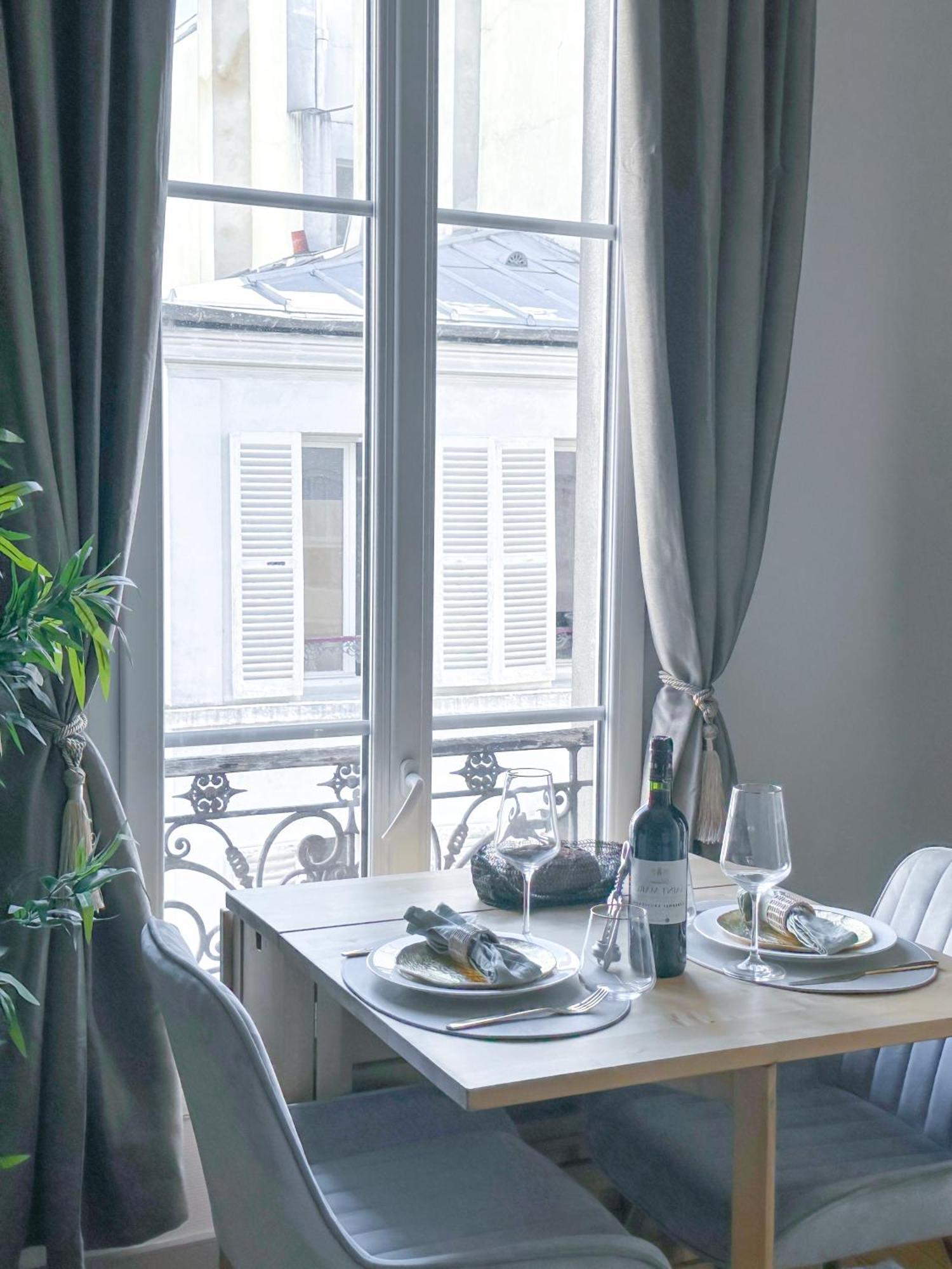 - Buttes Chaumont's Park -entire Flats Parigi